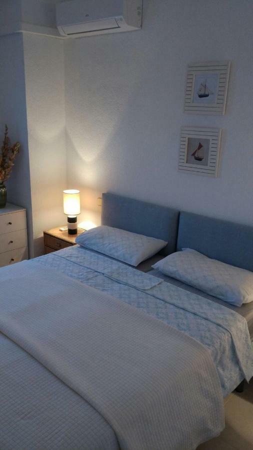 Apartment By The Beach Sitio de Calahonda Екстер'єр фото